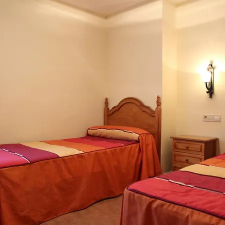 Apartamentos Chuanon Sahun Room photo